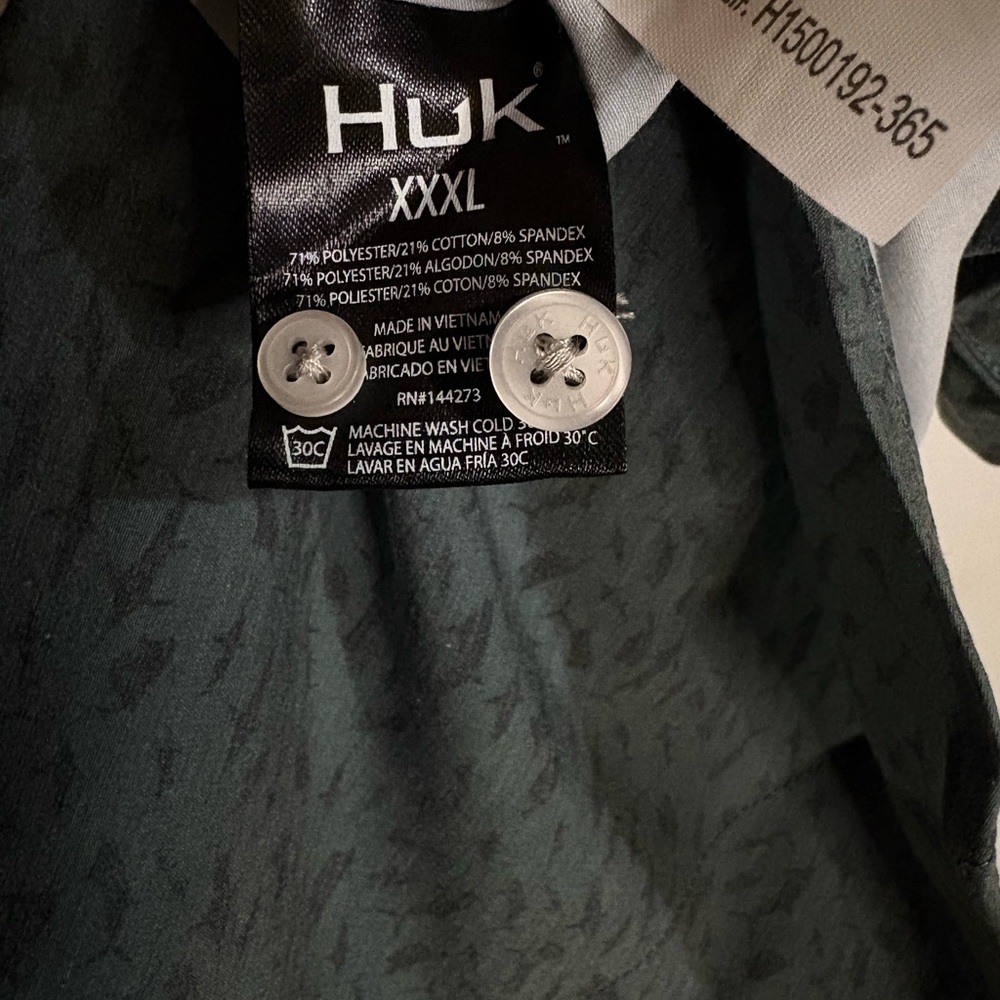 NWT Huk Button Down Short Sleeve Shirts - Picture 7 of 8